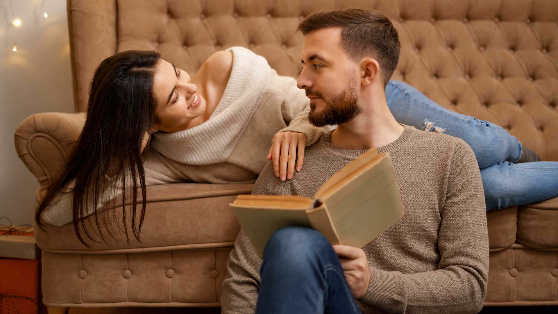 Books for Couples to Read Together to Strengthen Relationships